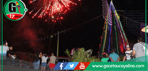 Árbol Navideño más alto de la amazonía está en Yarinacocha 