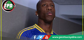 Luis Advíncula es argentino y ya no ocupa cupo de extranjero en Boca