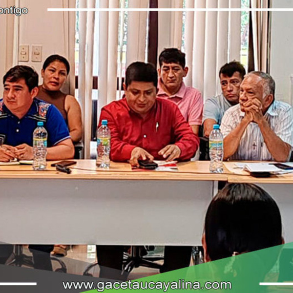 El alcalde de Sepahua impulsa proyecto de albergue ante representantes de la SUNAT y PRONABI