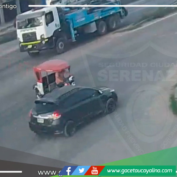 Automóvil y mototaxi sufrieron accidente de tránsito en inmediaciones del Km. 8 C.F.B. 