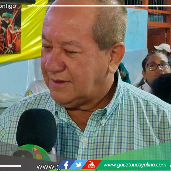 Alcalde Francisco Mendoza de Souza Celebra el Espectáculo y la Belleza en Atalaya