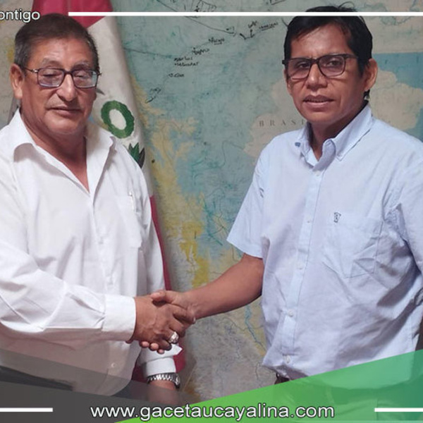 Alcalde Rodolfo Lovo recibe informe de Senamhi sobre alerta hidrológica roja en provincia de Ucayali
