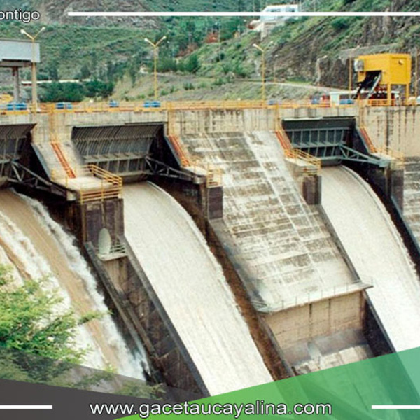 Ministro de Energía y Minas anuncia proyecto de central hidroeléctrica en la selva peruana