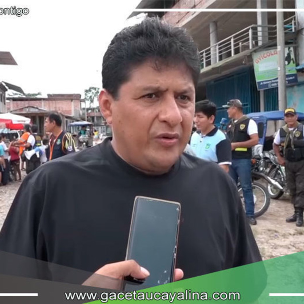 Eco. Iván Mendoza lidera reunión con empresas de transporte para mejorar servicios en Aguaytía