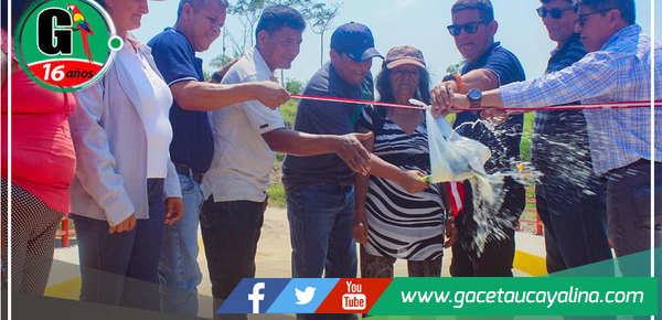 Alcalde Econ. Iván Mendoza Jaramillo inaugura dos nuevos puentes en Curimaná