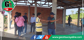 Alcalde Econ. Iván Mendoza supervisa avances en obra de centro de salud en Curimaná