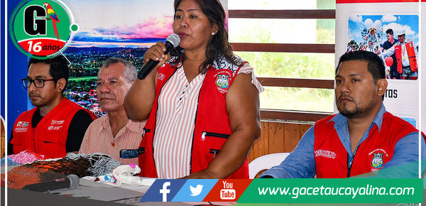 Adultos mayores reciben orientación sobre cobro de bono en CIAM Sepahua