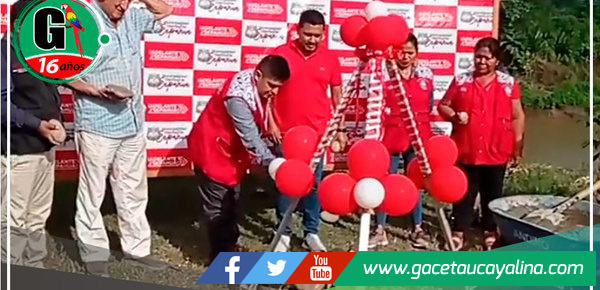 Alcalde de Sepahua coloca primera piedra para mejora del Jr. Malecón