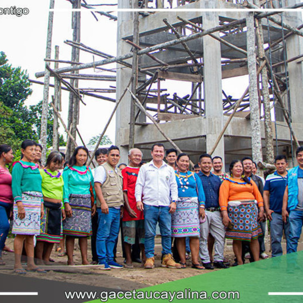 Alcalde de Tahuanía y Asociación Alas de Esperanza Perú avanzan en proyecto de abastecimiento de agua