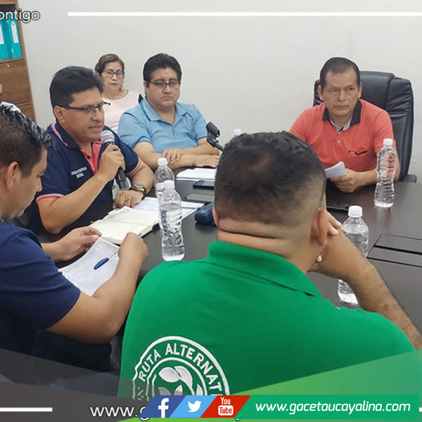 Alcalde Econ. Iván Mendoza lidera reunión para coordinar actividades del aniversario de la provincia