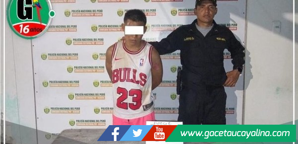 Los policias capturan a sujeto por presusnto delito 