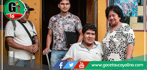 Municipalidad de Atalaya entrega silla de ruedas y bastón ortopédico a personas necesitadas