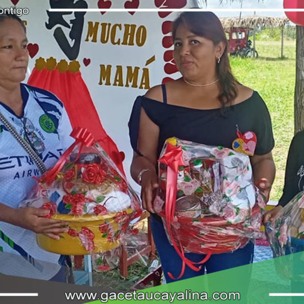 Entrega de canastas a madres de Irazola como gesto de solidaridad y gratitud