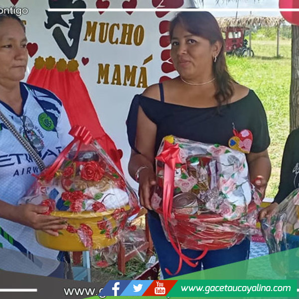 Entrega de canastas a madres de Irazola como gesto de solidaridad y gratitud