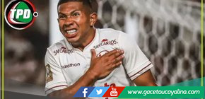 Universitario aplastó a Cristal y depende de si mismo