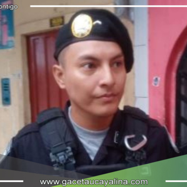 Suboficial de la PNP fue reconocido por rescatar a mujer del río Nanay en Iquitos