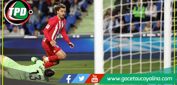 El Atlético consigue un punto gracias a un 'hat trick' de Griezmann
