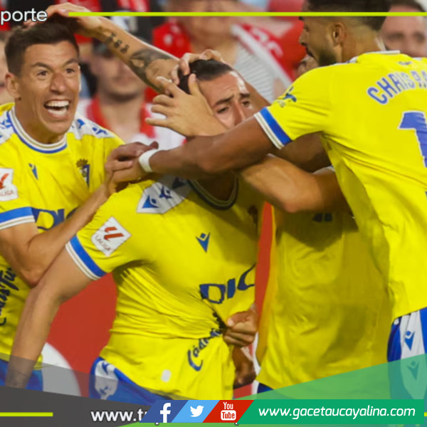 El Cádiz consigue un agónico triunfo en el Sánchez Pizjuán y sigue soñando con la permanencia