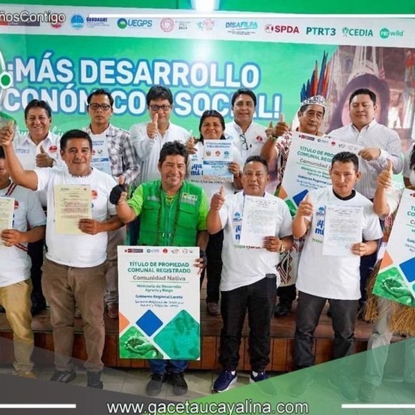 35 poblaciones recibieron titulos de propiedades en la región de Loreto 
