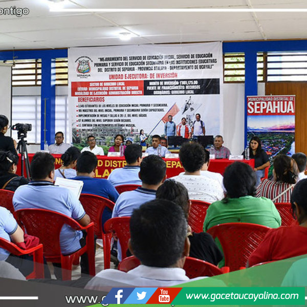 Alcalde de Sepahua impulsa capacitación para docentes en el fortalecimiento educativo
