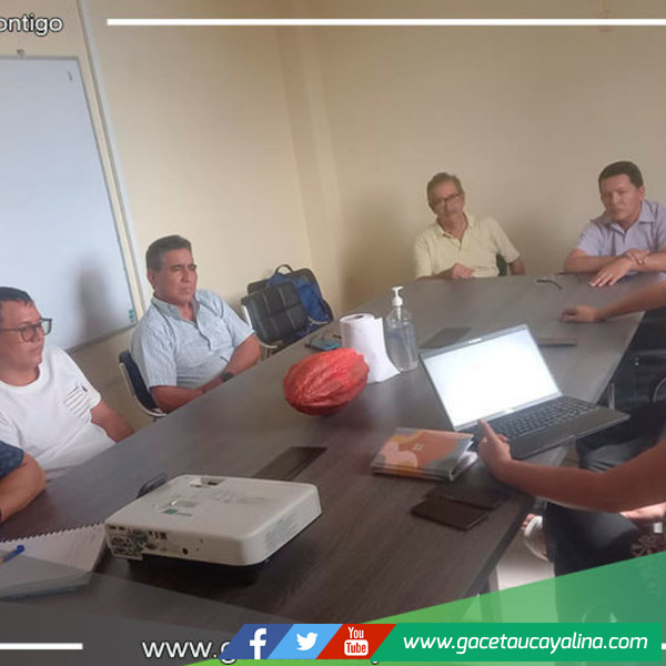 Alcalde de Campo Verde y DEVIDA Coordinan Proyectos Productivos en Pucallpa