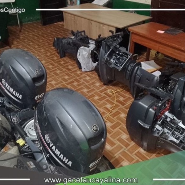 Policias recuperan motores fuera de borda y caturan a individuo