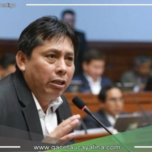 Congresista usa copia y pega respuestas de ChatGPT en los proyectos de leyes 