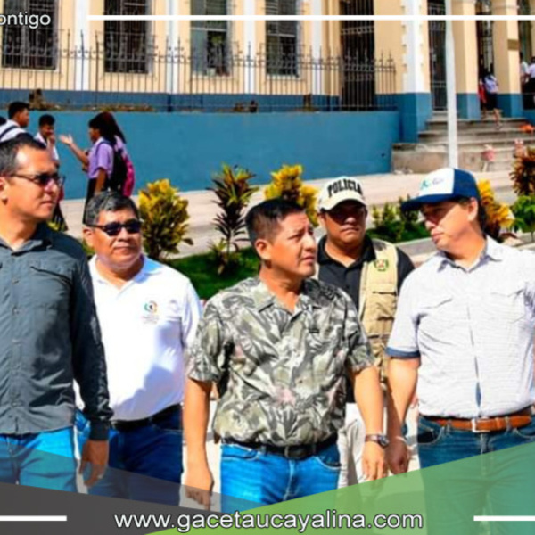 Gobernador de Loreto realiza inspección final a la alameda turística de Iquitos