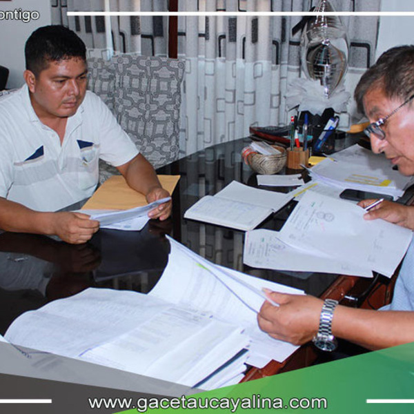 Alcalde de Ucayali y Sub Gerencia Regional de Loreto firman acuerdo para uso de embarcación fluvial