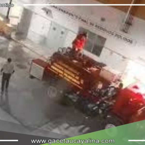 Incendio en área de residuos sólidos del Hospital Regional de Huánuco genera preocupación