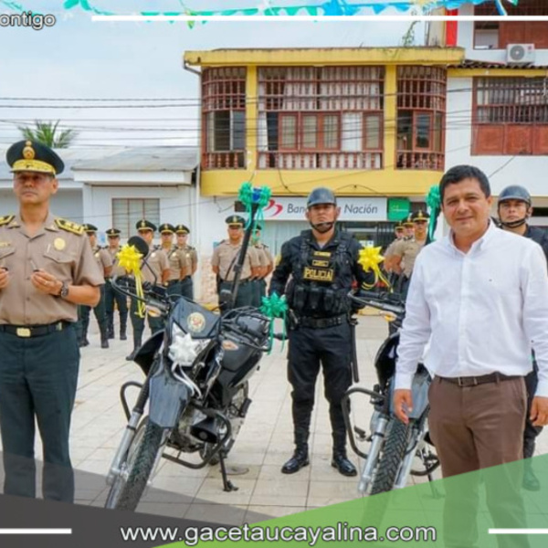 Alcalde de El Dorado entrega motocicletas para reforzar la seguridad en San José de Sisa