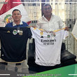 Alcalde Rodolfo Lovo Tello Entrega Implementos Deportivos a Escuela en Canaán de Tipishca