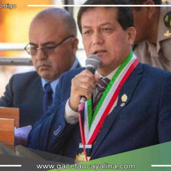 Desfile cívico en Amarilis por su 42.° aniversario con participación masiva de instituciones educativas