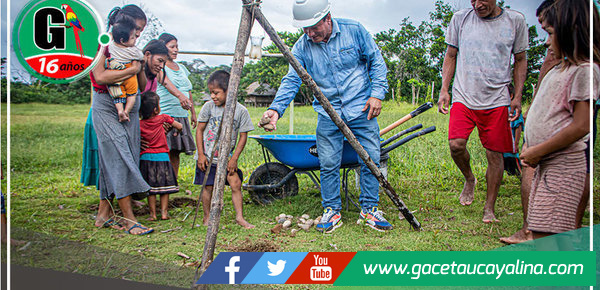 Alcalde de Tahuanía inaugura obra educativa histórica en Comunidad Nativa Checopiari