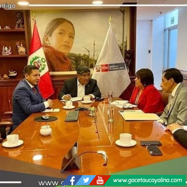 Gobernador Dr.Rene Chávez y ministro Rómulo Mucho trabajan en conjunto para solucionar crisis enérgetica