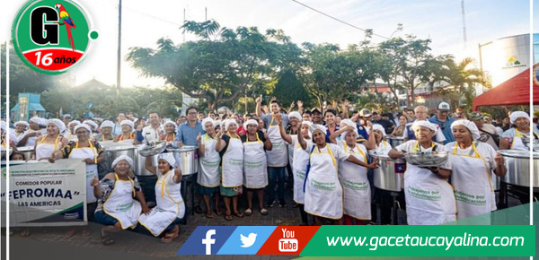 Alcalde Roy Saldaña entrega kits de cocina a 10 comedores populares de Alto Amazonas
