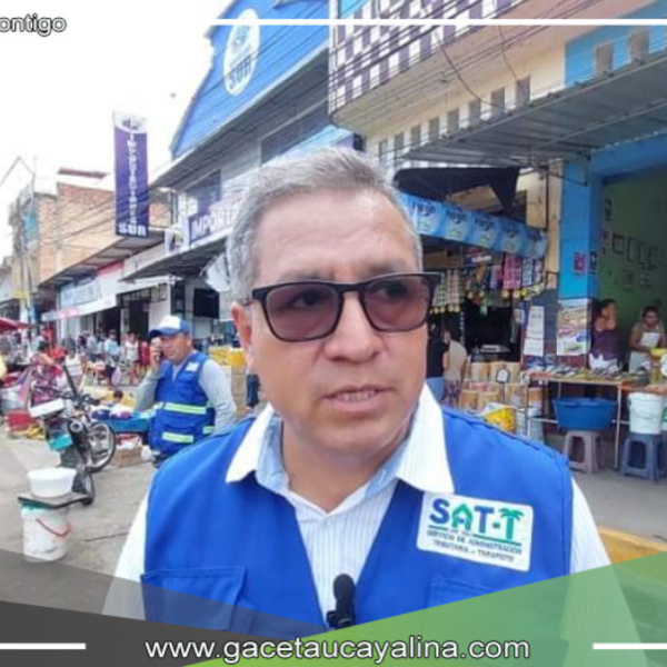 Operativo educativo en Tarapoto para concientizar sobre zonas rígidas de estacionamiento