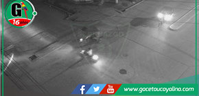 Mototaxista se Pasa la Luz Roja y Colisiona con Motociclista en la ciudad de Pucallpa