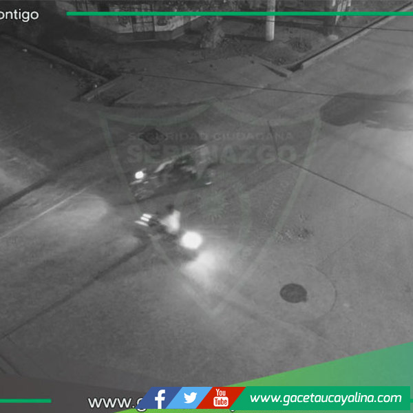 Mototaxista se Pasa la Luz Roja y Colisiona con Motociclista en la ciudad de Pucallpa