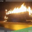 Ómnibus arde en llamas 