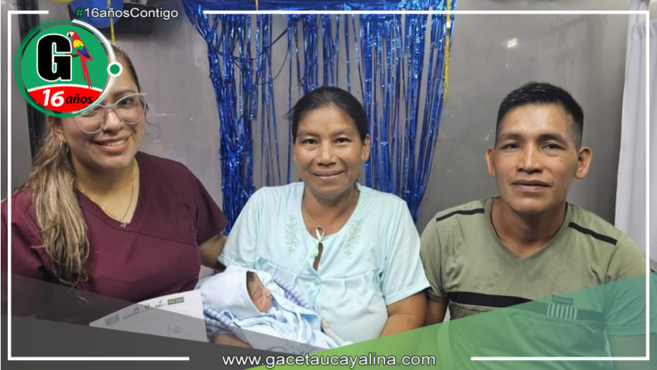 Atención a parto vertical en la PIAS Napo durante campaña social del MIDIS en Loreto