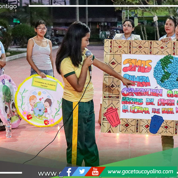 Estudiantes y docentes se unen en pasacalle y charlas para promover la protección de ecosistemas en Atalaya