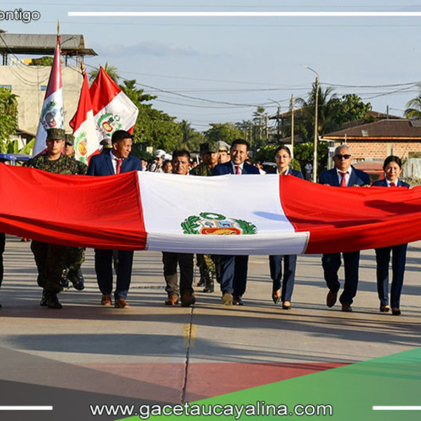 Sepahua celebró el Día de la Bandera con emotiva ceremonia