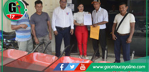 Alcalde de Ucayali entrega herramientas a pobladores de Pucacuro y Pucaurquillo