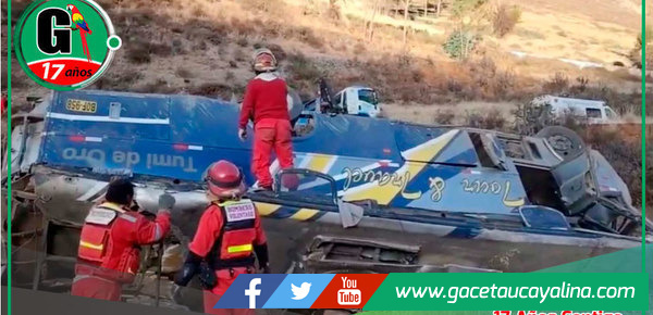 Nueve fallecidos y diez heridos en accidente en la carretera Tarma - La Oroya