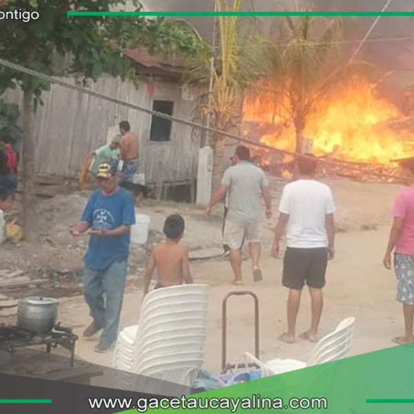 Incendio devasta 15 viviendas en el distrito de Manantay