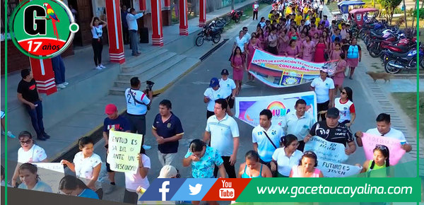 Jóvenes de Contamana marchan por un futuro inclusivo y justo