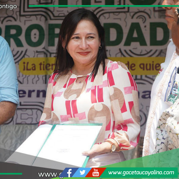 Más de 200 familias beneficiadas con la entrega de expedientes de reversión de predios en Yarinacocha