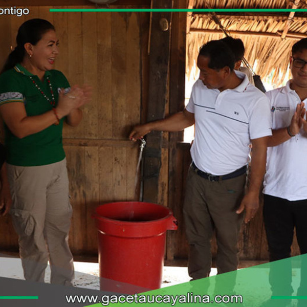 Pochita Rodríguez entrega sistema de agua en C.N. Nuevo Egipto
