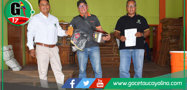 Municipalidad asiste a damnificado tras pérdida de vivienda por huracán